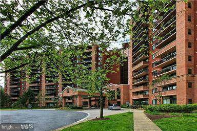 2230 GEORGE C MARSHALL DR #305, Falls Church, VA 22043