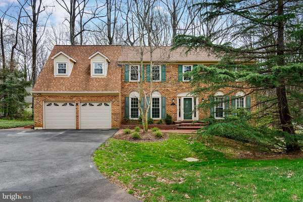 11213 CRANBROOK LN, Oakton, VA 22124