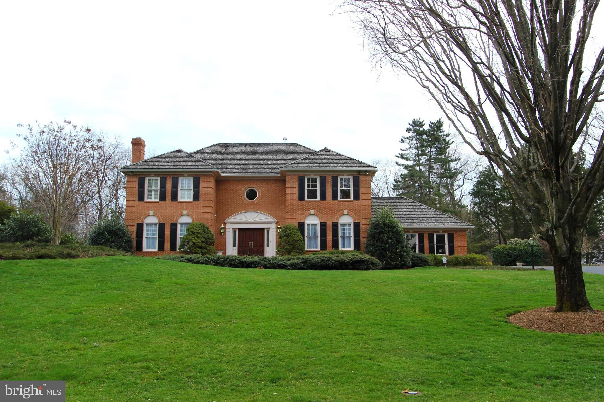 Mclean, VA 22101,1293 BALLANTRAE FARM DR