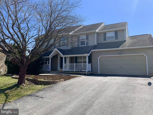 246 FLAGSTONE DR, Newark, DE 19702