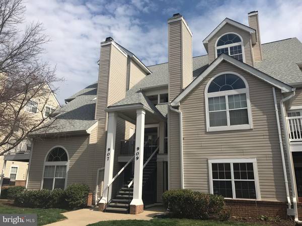 909 HILLSIDE LAKE TER #505, Gaithersburg, MD 20878