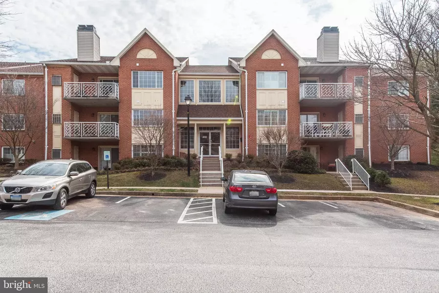 400 ROCKFLEET RD #204, Lutherville Timonium, MD 21093