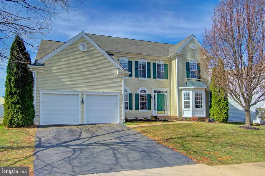 17145 MAGIC MOUNTAIN DR, Round Hill, VA 20141