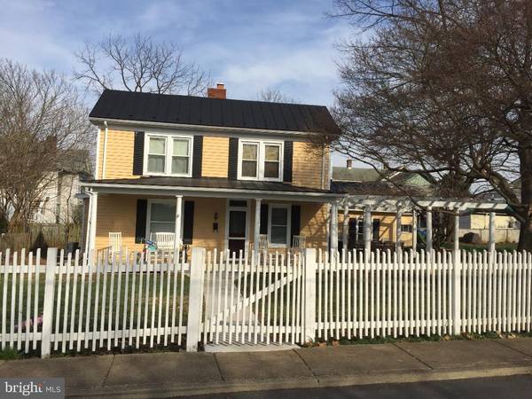 28 HIGH ST, Front Royal, VA 22630