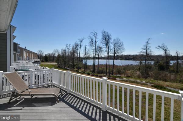 310 MONROE POINT DR, Colonial Beach, VA 22443