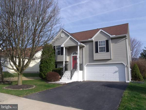 633 HARVEST DR, Dallastown, PA 17313