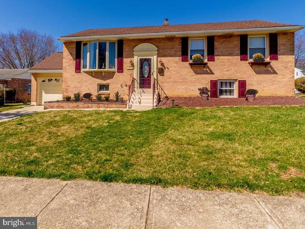 3217 BRISTOL DR, Wilmington, DE 19808