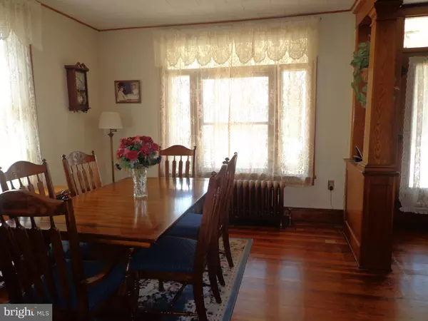 Barnesville, PA 18214,880 BARNESVILLE DR