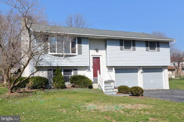 813 MICHAEL DR, Mount Joy, PA 17552