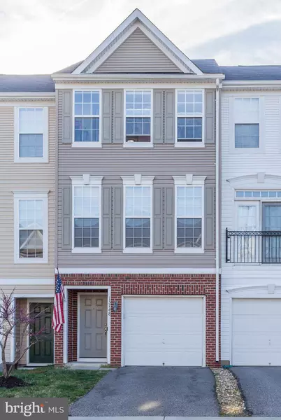 15748 JOHN DISKIN CIR #157, Woodbridge, VA 22191