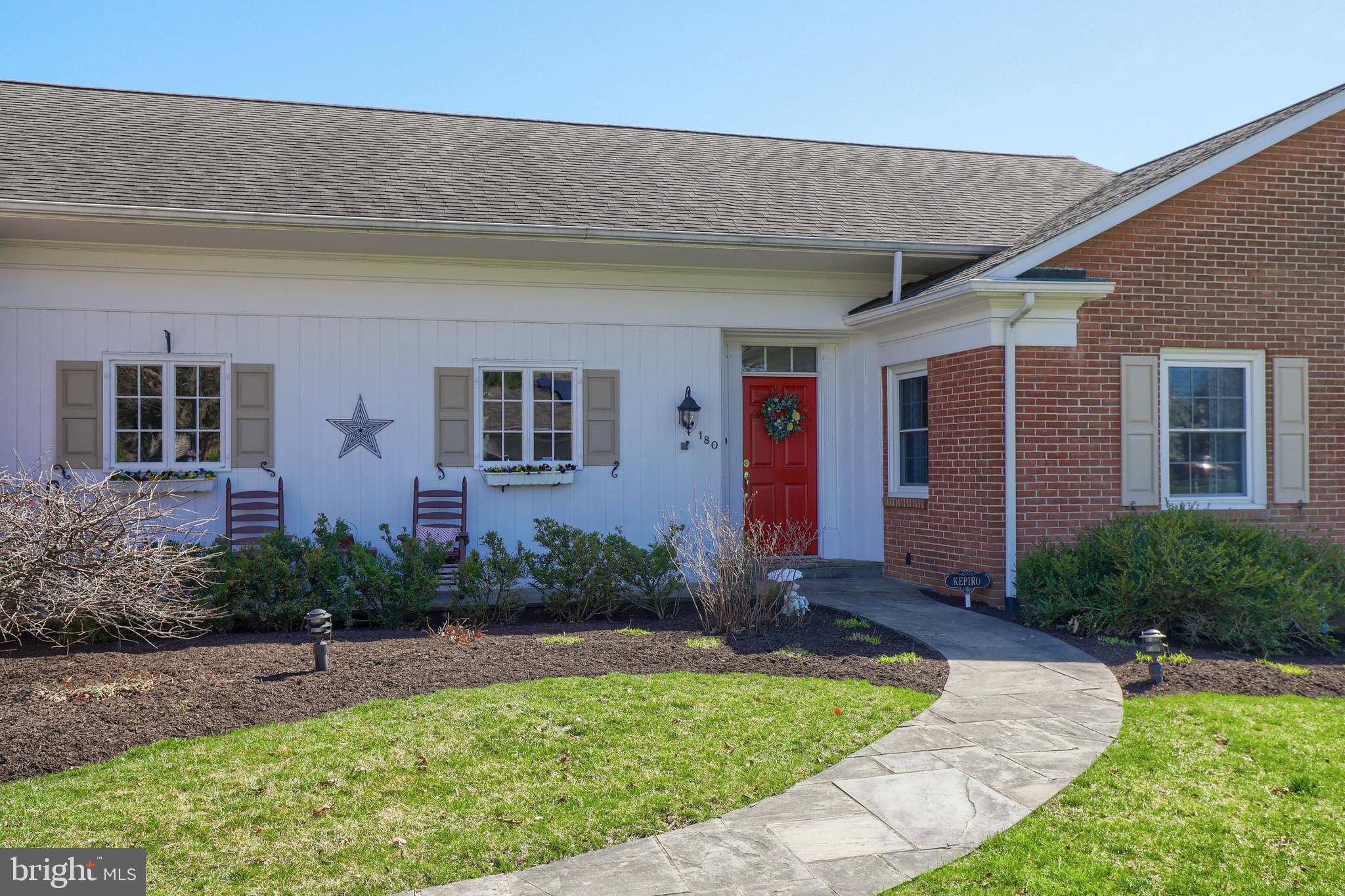 Strasburg, PA 17579,180 W HILLCREST AVE