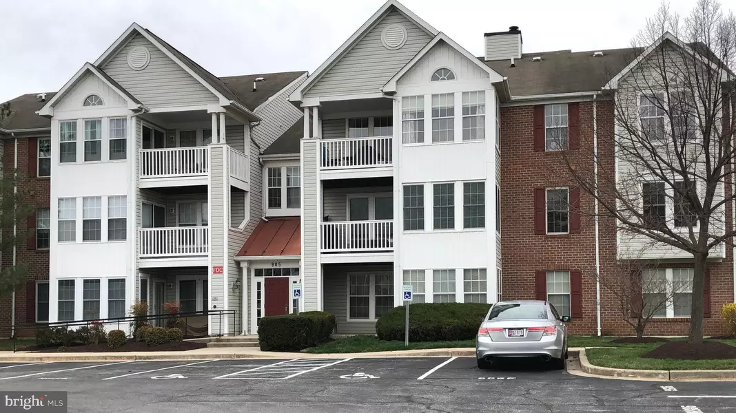 905M BLUE LEAF CT #7 3D, Frederick, MD 21701