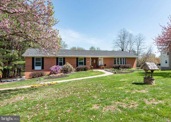 3413 FARMSTEAD DR, Westminster, MD 21157