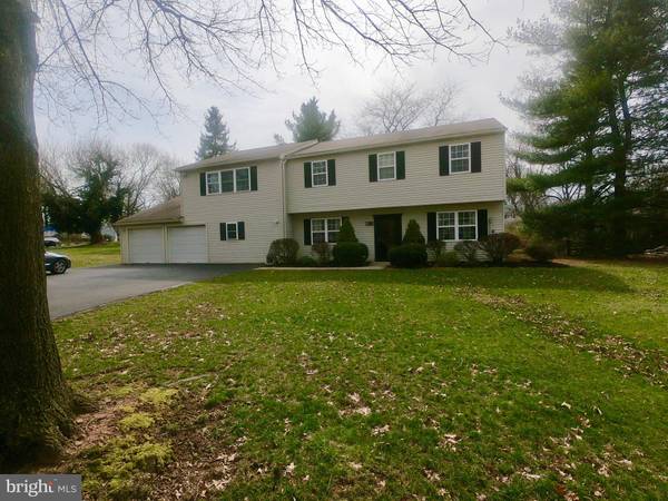 1002 CLAYHOR AVE, Collegeville, PA 19426