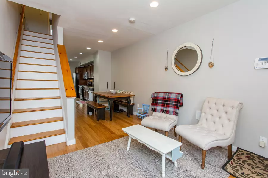 2050 E FLETCHER ST, Philadelphia, PA 19125