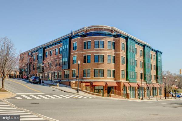 2101 N MONROE ST #210, Arlington, VA 22207