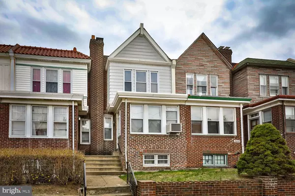 7239 GLENLOCH ST, Philadelphia, PA 19135