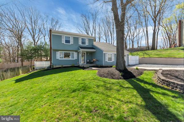 6 FAWN CT, Blackwood, NJ 08012