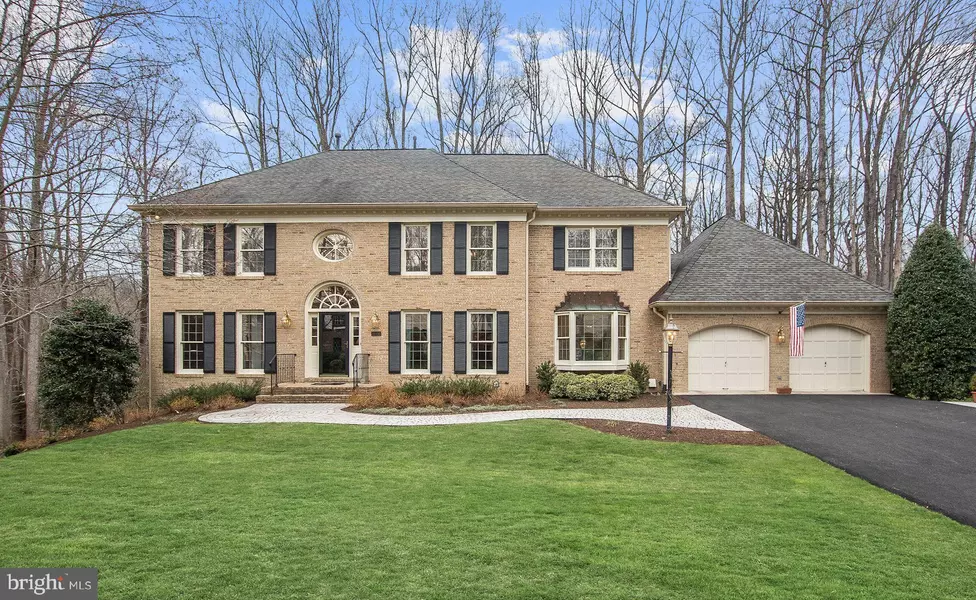 7528 RAMBLING RIDGE DR, Fairfax Station, VA 22039