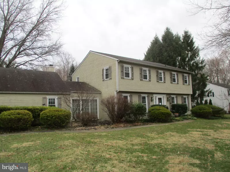 14 DEER PATH RD, Doylestown, PA 18901