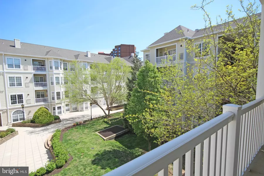 4551 STRUTFIELD LN #4336, Alexandria, VA 22311