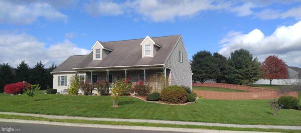 175 APPLE TREE LN, Mount Wolf, PA 17347