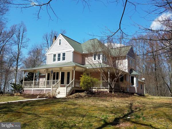 1351 ELVERSON RD, Elverson, PA 19520