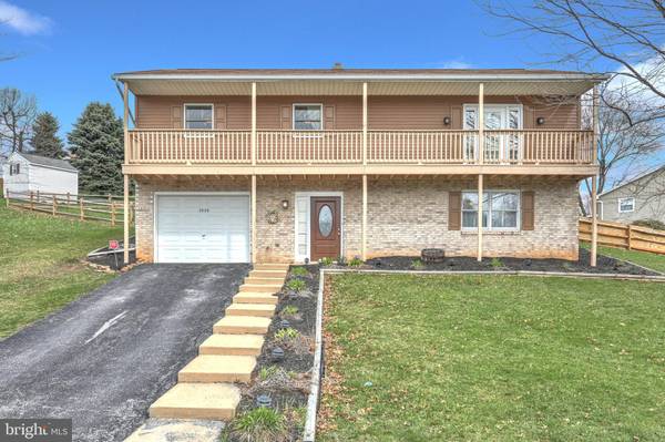 3036 FAITH LN, Red Lion, PA 17356