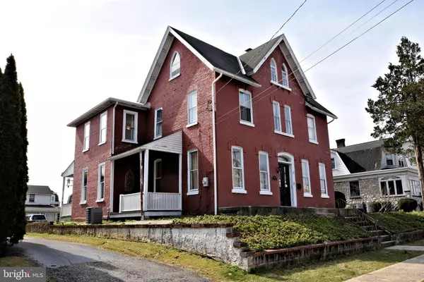 554 WALNUT ST, Royersford, PA 19468