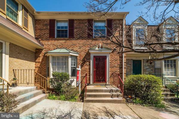 2109 KINGS MILL CT, Falls Church, VA 22043