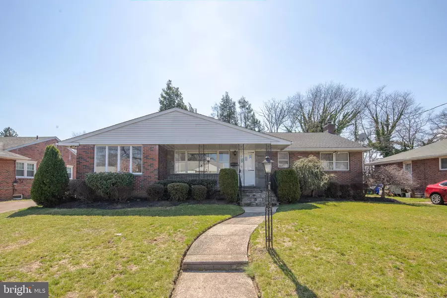 4424 BAKER, Pennsauken, NJ 08109