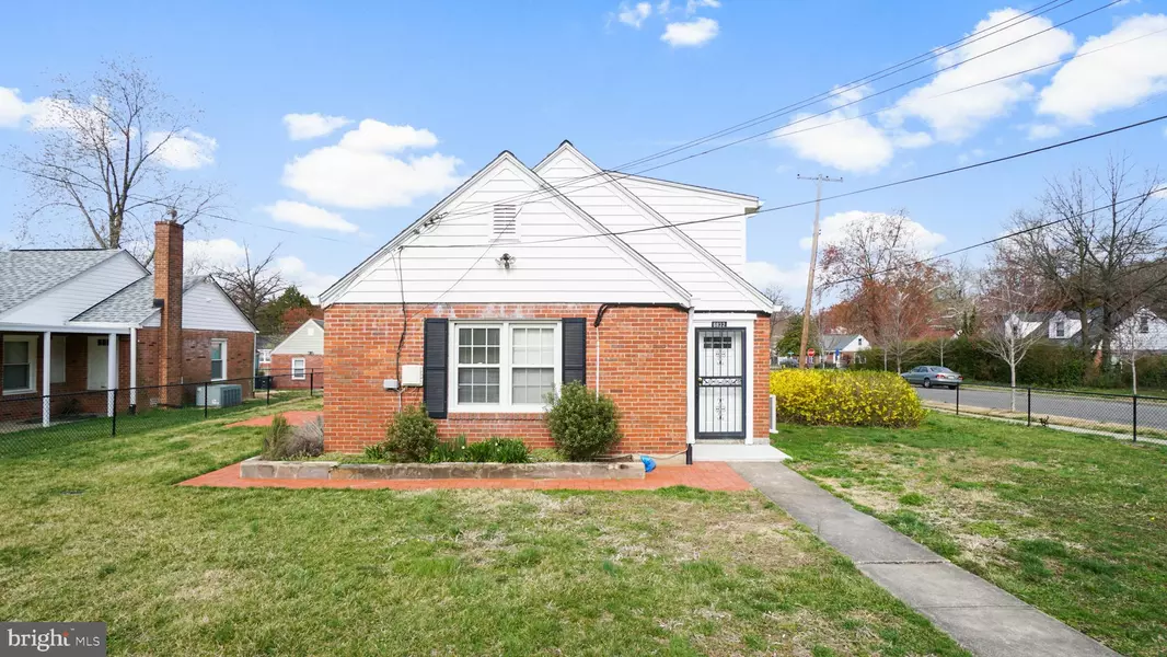 6832 SHEPHERD ST, Hyattsville, MD 20784