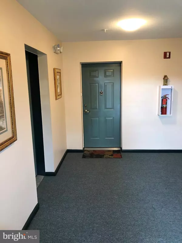 Lutherville Timonium, MD 21093,512 LIMERICK CIR #202