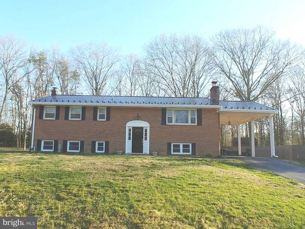 13125 HICKORY AVE, Waldorf, MD 20601