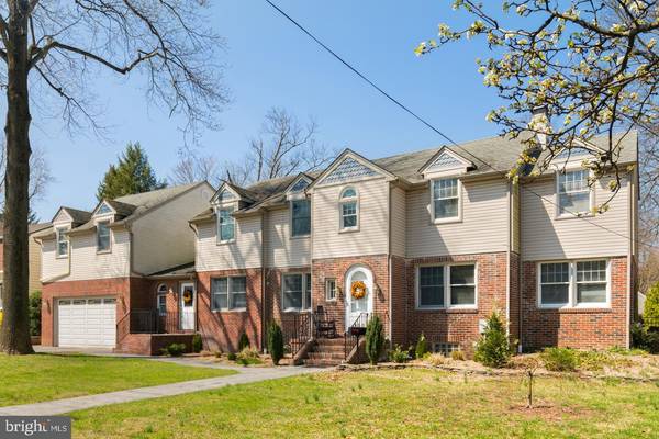 253 CRYSTAL LAKE AVE, Audubon, NJ 08106