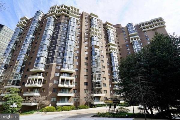 1600 N OAK ST #218, Arlington, VA 22209