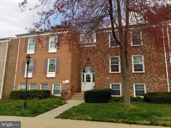 812 QUINCE ORCHARD BLVD #202, Gaithersburg, MD 20878