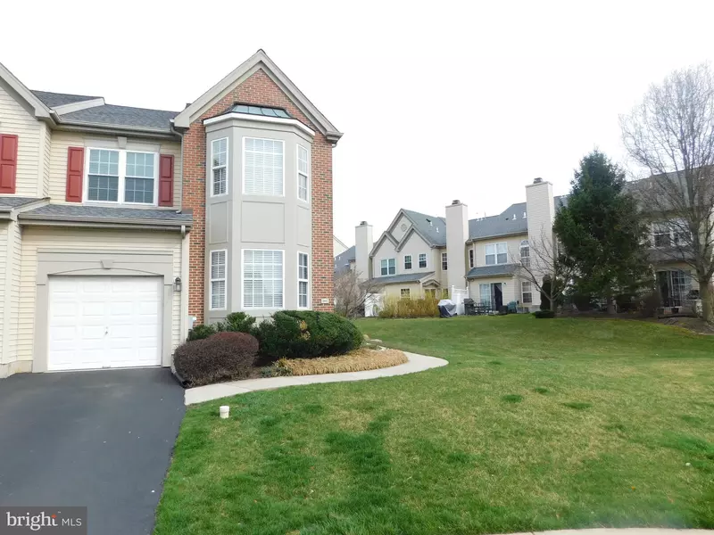 301 SHANNON CT, Warwick, PA 18974