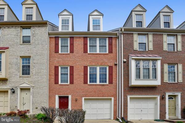 1207 QUAKER HILL DR, Alexandria, VA 22314