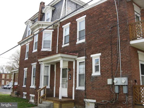 New Cumberland, PA 17070,220 MARKET ST