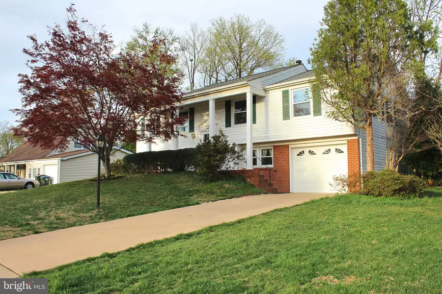 4407 MOYLAN LN, Fairfax, VA 22033