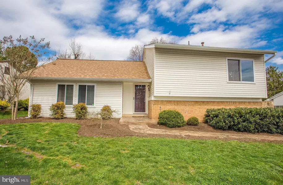 104 FARMINGTON LN, Sterling, VA 20164