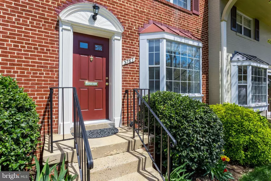 3767 KELLER AVE, Alexandria, VA 22302