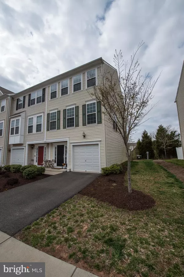 8340 SCOTLAND LOOP, Manassas, VA 20109