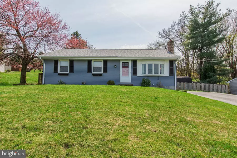 1164 IRON BRIDGE RD, Columbia, PA 17512