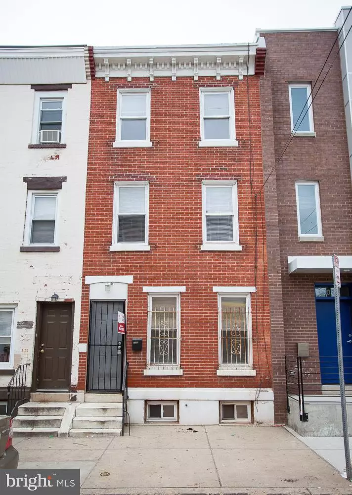 Philadelphia, PA 19122,2064 N FRANKLIN ST