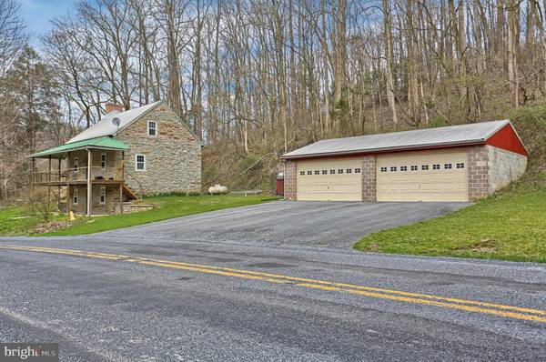 16 RIVER RD, Pequea, PA 17565