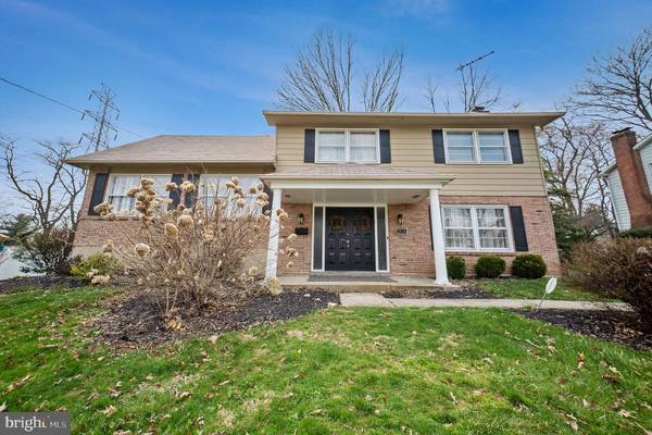 2016 BRIDLE LN, Oreland, PA 19075