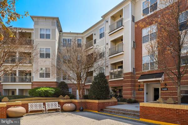 9480 VIRGINIA CENTER BLVD #314, Vienna, VA 22181