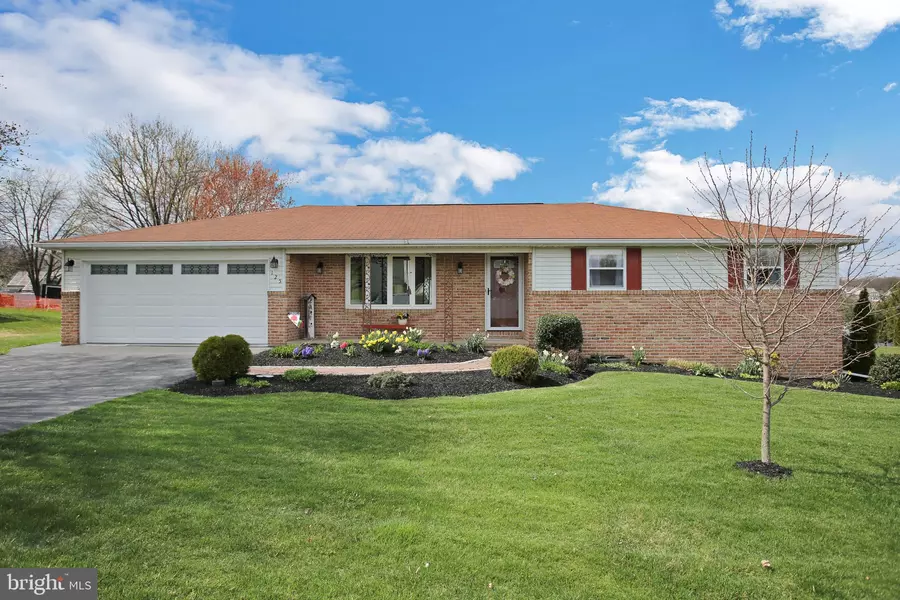 125 LONG LN, York Haven, PA 17370